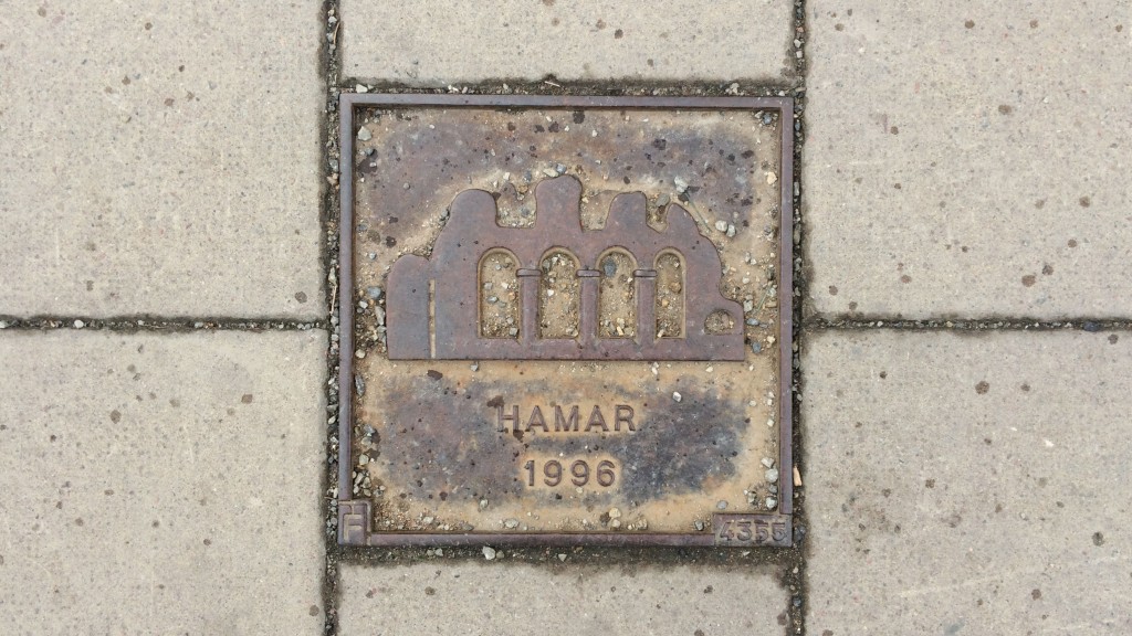 Detalhe no calçamento da cidade